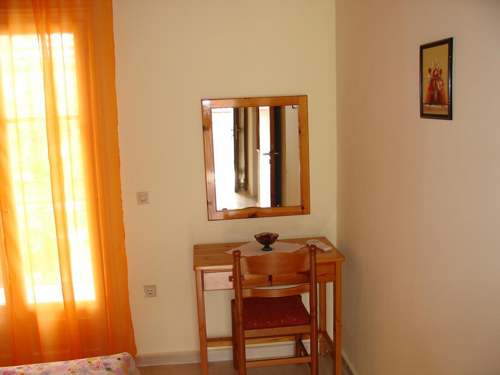 Lena Blue Sea Apartments Kalami  Exterior photo
